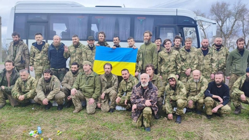 У Великдень Україна повернула з російського полону 130 захисників