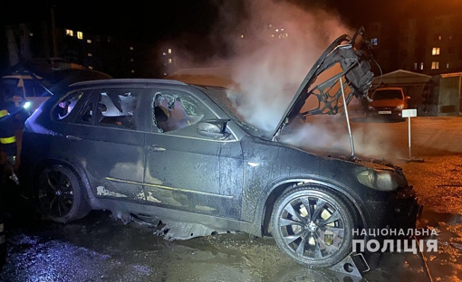 На Полтавщині горіли два автомобілі. ВІДЕО