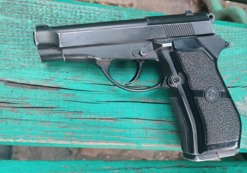 На Полтавщині чоловік погрожував пістолетом 11-річному хлопцю