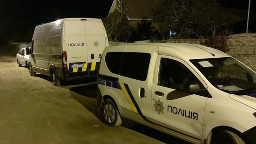 На Полтавщині під час сварки чоловік завдав ножове поранення 20-річному хлопцю та втік