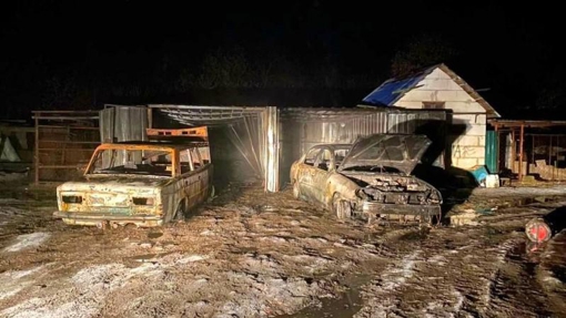 У Полтавській області загорілося два автомобілі