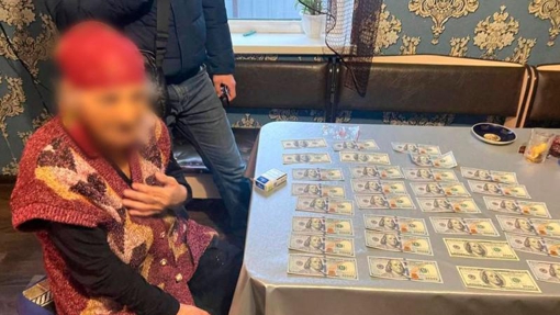 У Кременчуці ошукали 63-річну жінку на понад 100 тисяч гривень