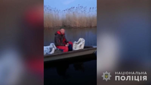 У Кременчуцькому районі викрили двох чоловіків, які ловили рибу під час нересту