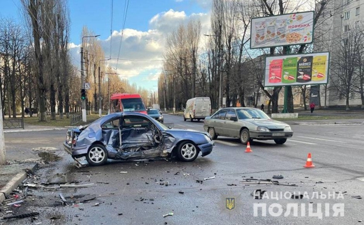 На Полтавщині у ДТП поранився водій легковика