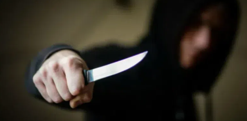 Жителю Полтавщини повідомили про підозру у спричиненні ножового поранення синові