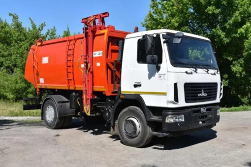 На придбання сміттєвозів на Полтавщині уклали угоду на майже 12 млн грн