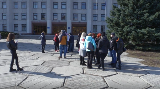 Біля Полтавської ОДА підприємці протестували проти нерівних умов праці під час карантину