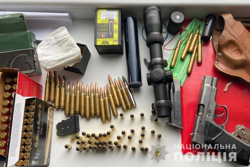 У двох жителів Полтавщини вилучили "арсенал" зброї. ФОТО