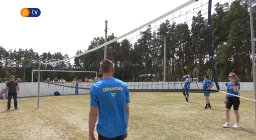 Спортсмени Сенчанської громади зіграли матчі з командами Полтавського педагогічного університету