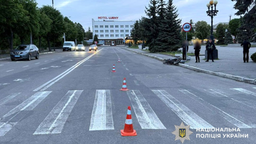 У Полтавській області неповнолітній мотоцикліст збив 12-річну пішохідку