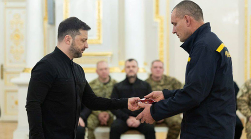 Рятувальник з Полтавщини отримав орден "За мужність" за ліквідацію наслідків обстрілу